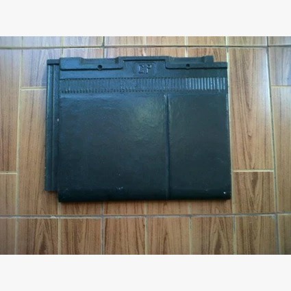 Genteng Beton Merek CP Warna Hitam Polos