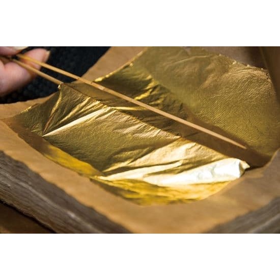 

Tokopratiwiw - Kertas Emas 24K Atau Kimpo Atau Gold Leaf Food Grade Jumbo 8 X 8 Cm