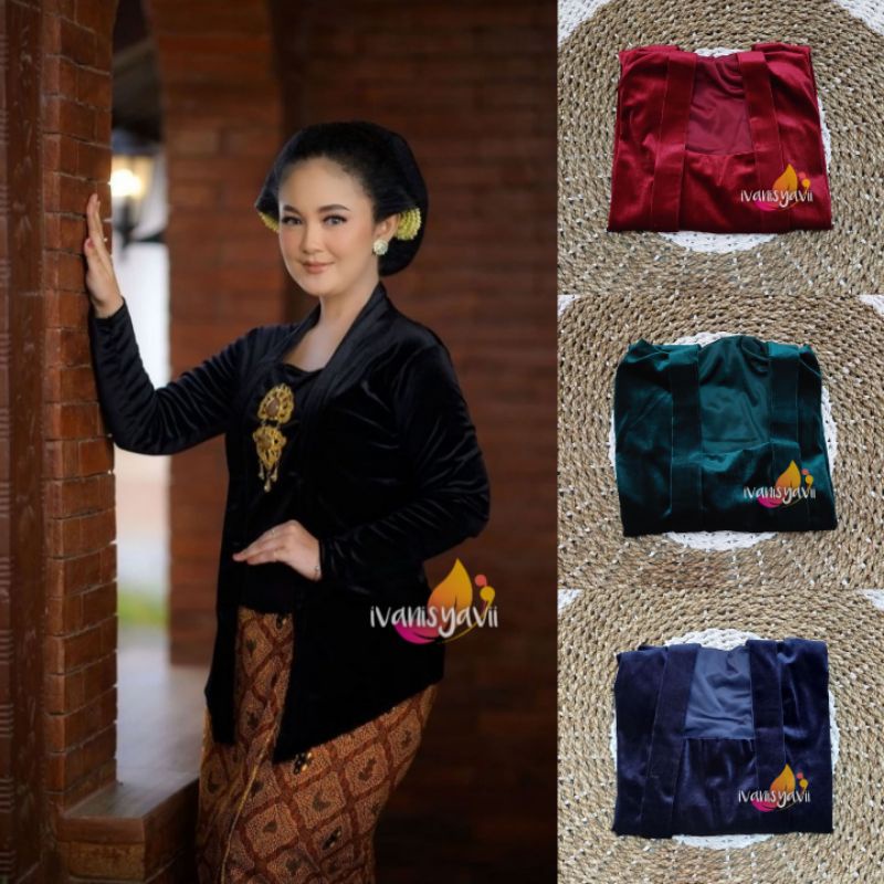 Kebaya Bludru Kutubaru (Domas Cantik)