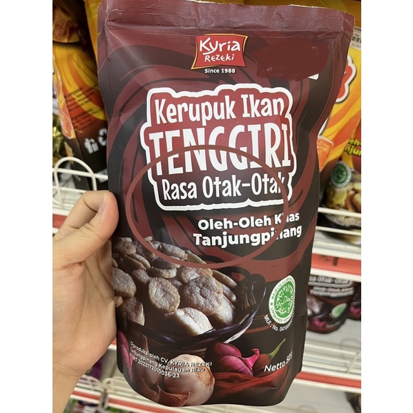 

CemilanBintan ( Kerupuk ikan tenggiri rasa otak Otak) 50gram