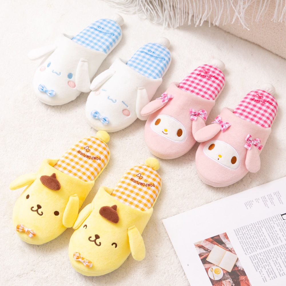 SANDAL RUMAH CINNAMOROLL MELODY BADTZMARU KUROMI HELLO KITTY POMPOMPURIN POCHACCO DOG SEPATU KAMAR RUANGAN IMPOR