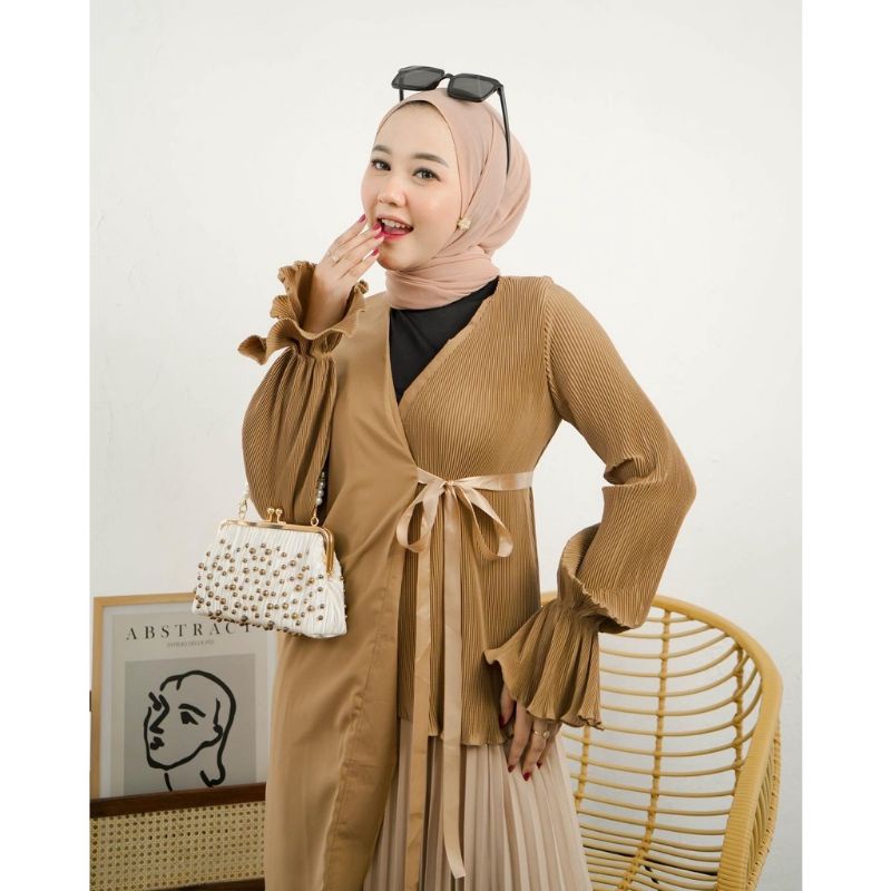 baju atasan plisket