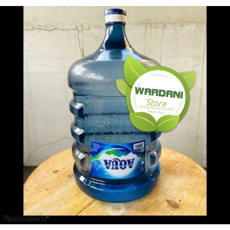 

aqua galon kosong tanpa isi