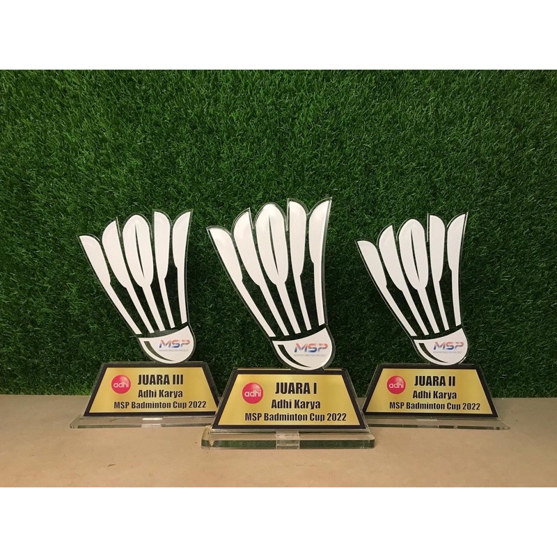 Trophy Badminton Piala Bulutangkis Akrilik