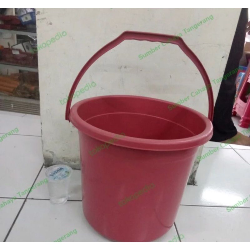 Ember yutaka warna 4 galon