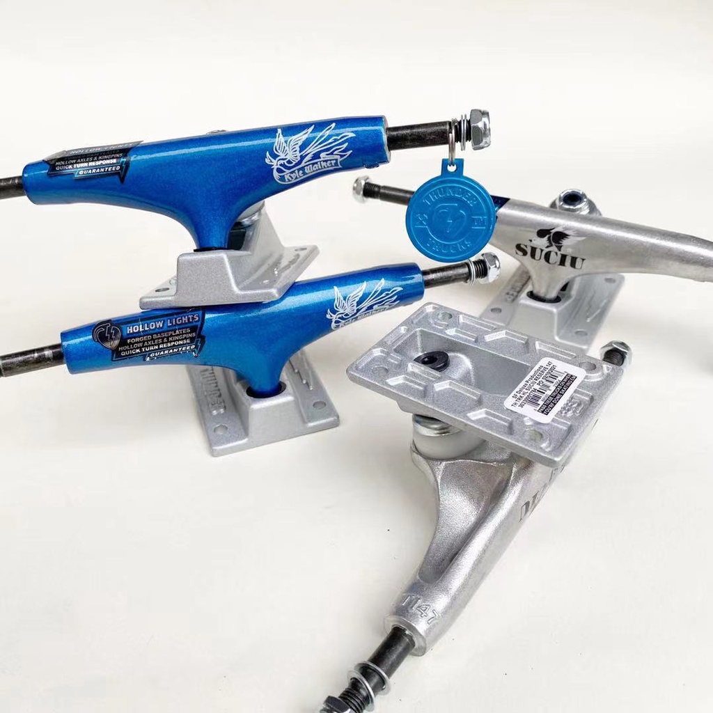 Set Roda skateboard 8 &quot;147&quot; / 5.25 &quot;Dengan grip Tape grizzly