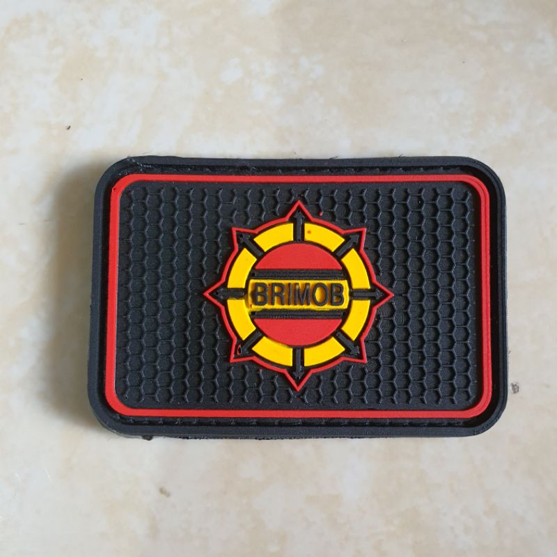 patch rubber logo roda brimob kotak / polri / polisi / police / tempelan emblem karet velcro