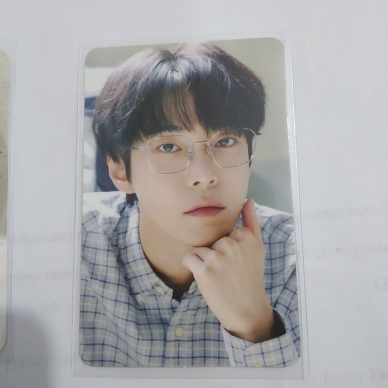 booked doyoung photoframe ncit