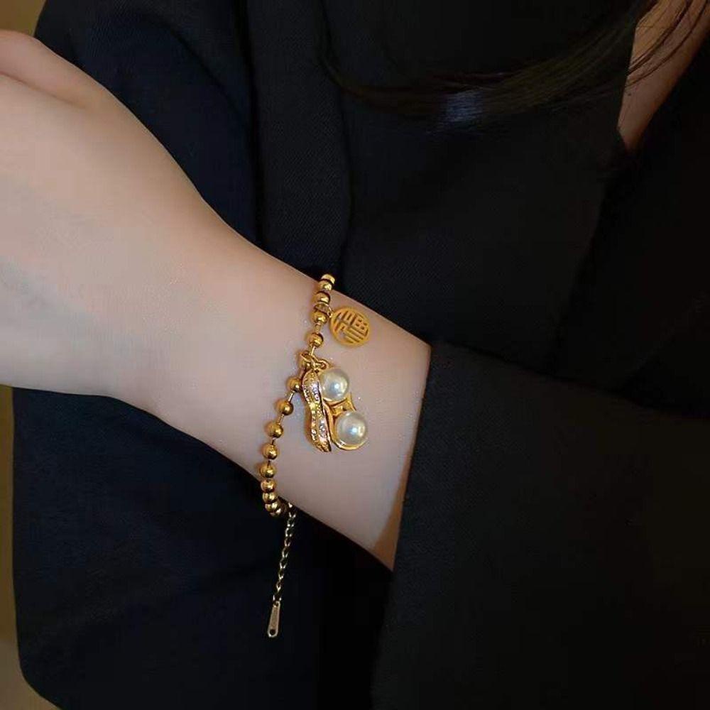 Mxbeauty Gelang Wanita Peri Vintage Keberuntungan Liontin Kacang Indah Temperamen Gaya Korea Gelang