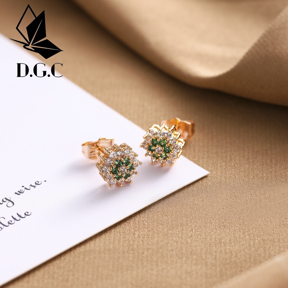 D.G.C✨Anting Tusuk Hijab Titanium Anti Karat Lapis Emas Hijau Kristal Aksesoris Korea Wanita Perhiasan D254