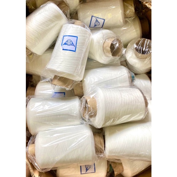 benang polyester putih +- 400gram