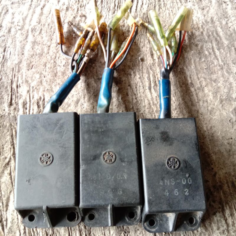 CDI UNIT ASSY CDI PENGAPIAN 4NS-00 YAMAHA FIZR F1ZR FIZ FORCE1 ORIGINAL JAPAN