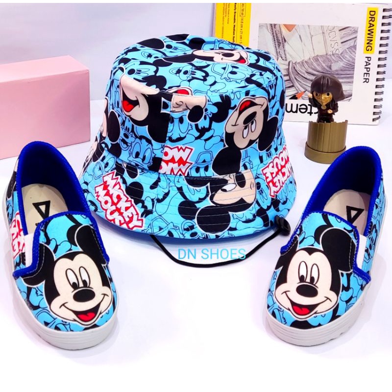 Paket Sepatu Anak Perempuan laki laki dan Bucket Hat Anak Perempuan Paket Slip On dan Topi Bucket Anak Perempuan usia 2 - 12 tahun Karakter Miki Biru Lucu