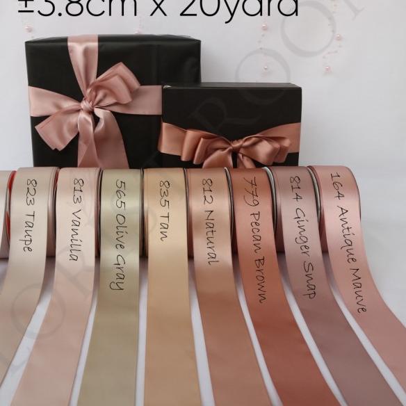 

Pita satin Double Face ±3.8cm - Satin - Ribbon - 835 Tan