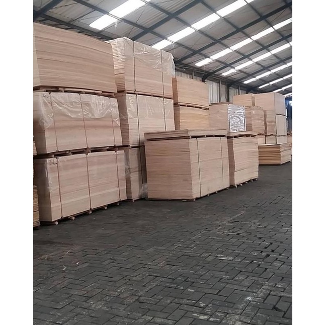 Multiplek Meranti 9mm / Multiplex 9mm Meranti / Triplek Meranti / Full