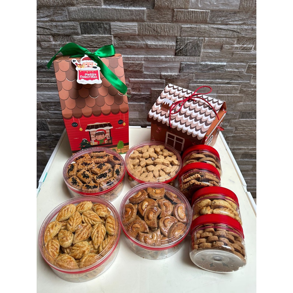 

OPEN PRE ORDER KUE NASTAR Hampers Christmas 2022