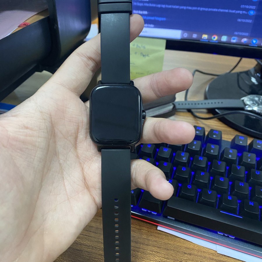 SMARTWATCH AMAZFIT GTS 2 WARNA HITAM (SECOND DAN MASIH ADA GARANSI)