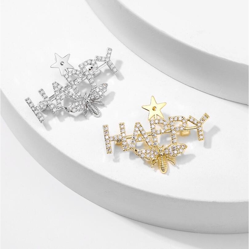 Bros Pin Bentuk Lebah Motif Tulisan Unik Untuk Wanita