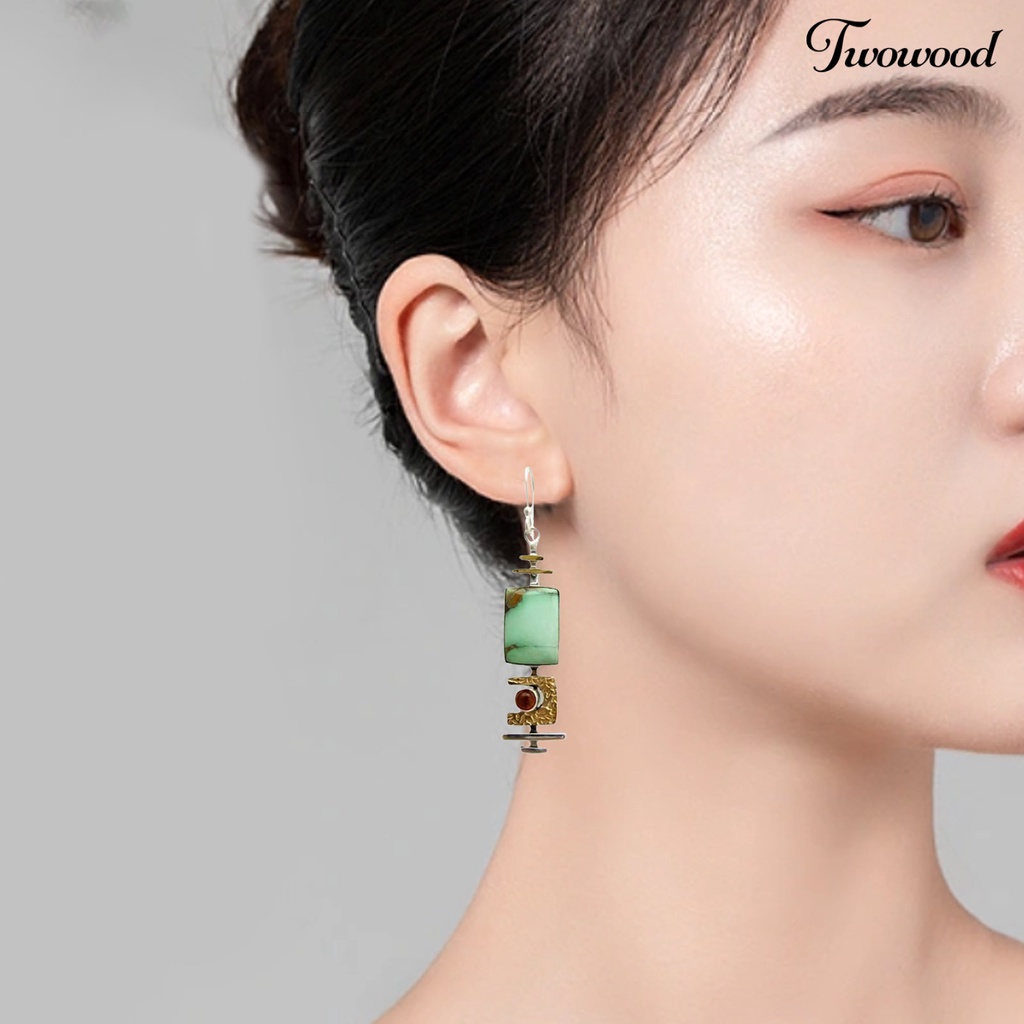 1 Pasang Anting Kait Juntai Bentuk Geometris Anti Karat Gaya Vintage Untuk Wanita