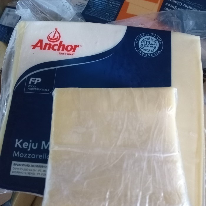 

T0P KEJU MOZARELLA ANCHOR 250GR NICE