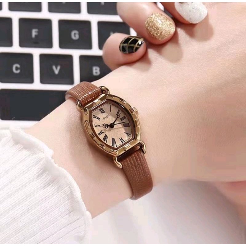 Preloved Jam Tangan Julius Wanita