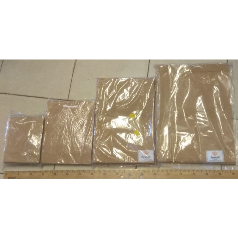 

GROSIR 1 LUSIN LUSINAN 12 BUAH PAPERBAG PAPER BAG TAS SOUVENIR PESTA KERTAS COKLAT POLOS TALI KUR PUTIH MURAH PTK JKT