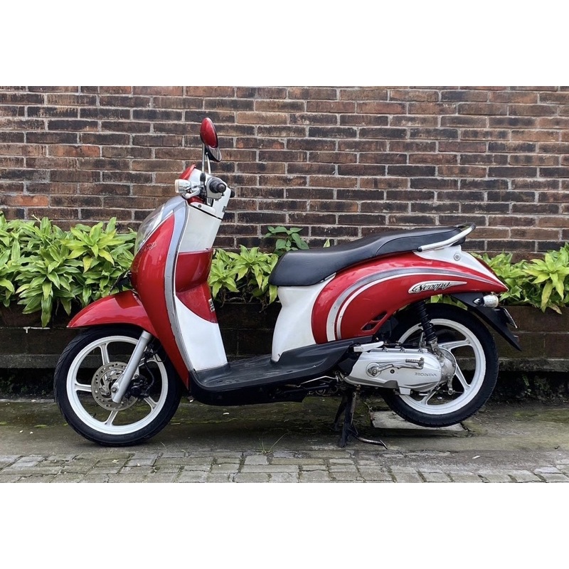 STIKER STRIPING MOTOR SCOOPY CARBU 2012 MERAH