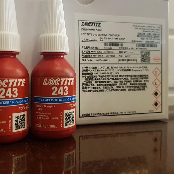 

Loctite 243 / lem baut / threadlocker loctite 243 / pelumas baut 10ml