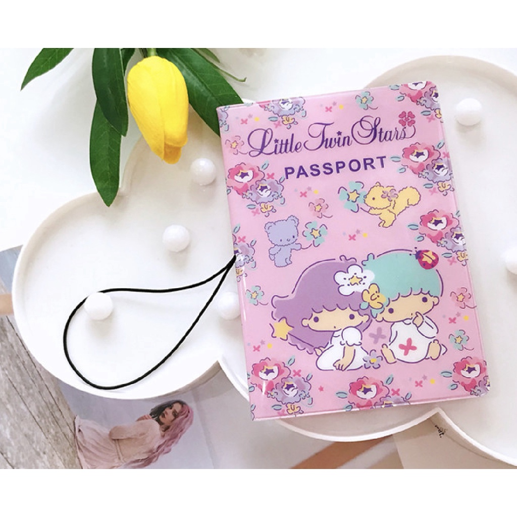 NAOMI -  Takashi Passport Holder Motif Anak Cartoon Sanrio - Passport Cover - Passport Case - Passport Wallet - Sampul Buku Passport - Pembungkus Passport - Plastik Bungkus Paspot Karakter Anak Sanrio Japan Paspor