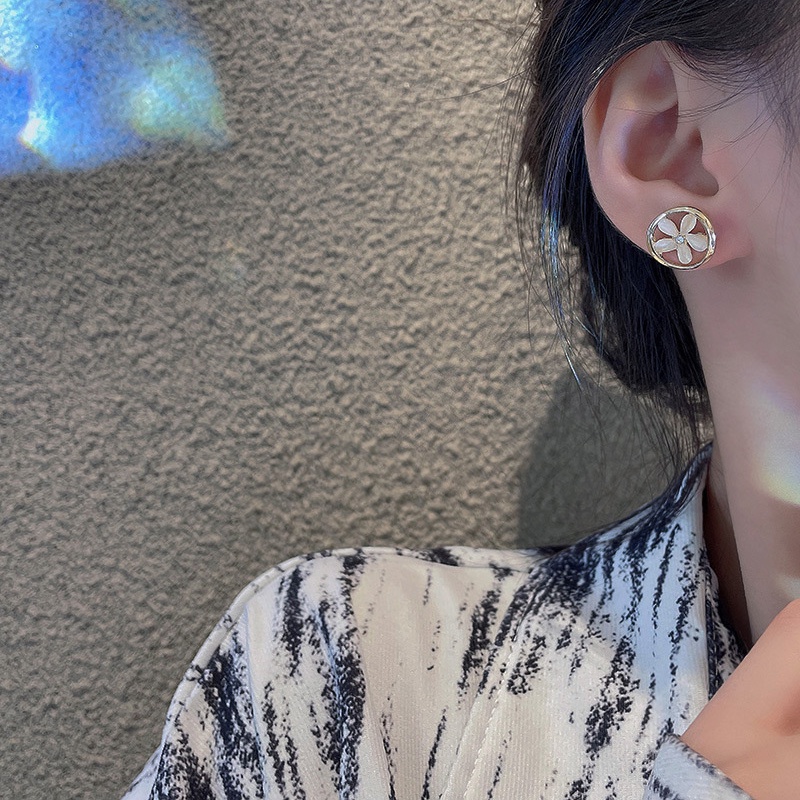 Anting Tusuk Desain Bunga Opal Geometri Hollow out Bahan 925 silver