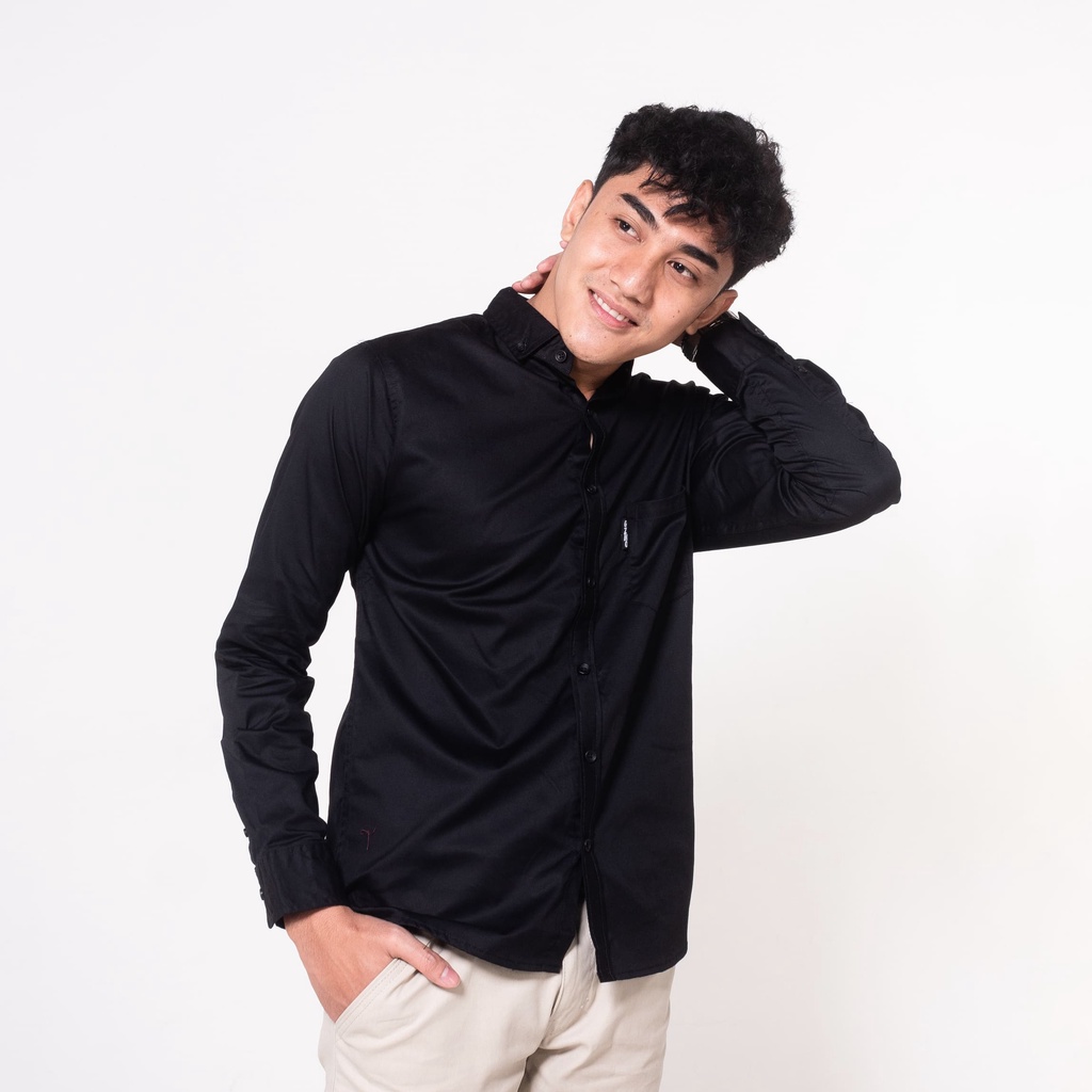 Gizmo - Kemeja Pria Basic Cotton Premium Black