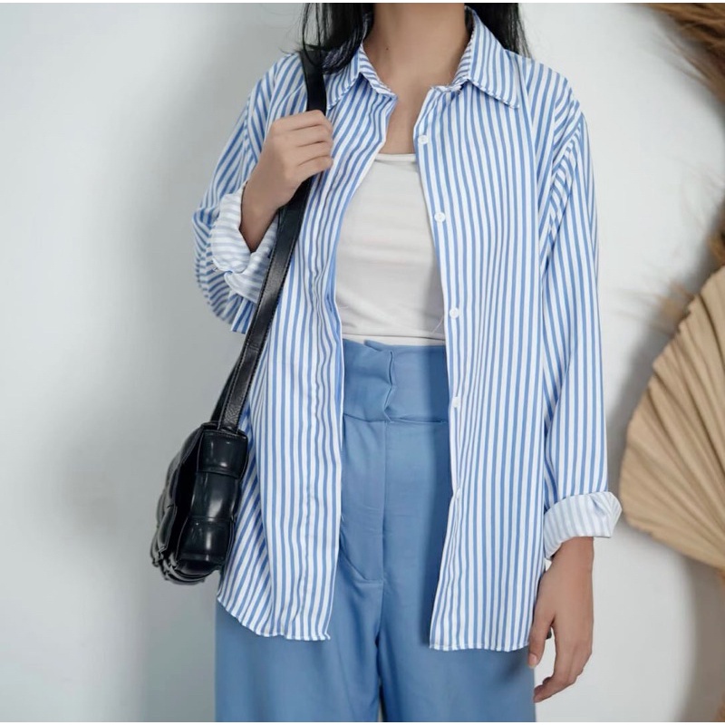 BEFAST - ZFS OOTD Kemeja FAUXI / FLOWING BLUE STRIPE / Hem Stripe Keluaran Terbaru / Pakaian Wanita Casual / Kemeja Oversize Lengan Panjang / Fashion Kekinian Remaja ABG / Hem Kerja Wanita / Outfit Ala Style Korean Wanita / Kemeja Bisa Di Jadikan Outer