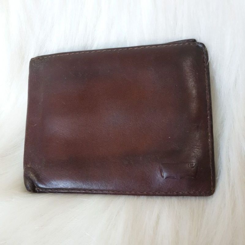 LEVI'S DOMPET KULIT PRELOVED ORI