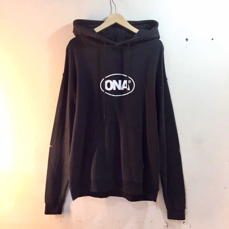 ONA HOODIE SECOND