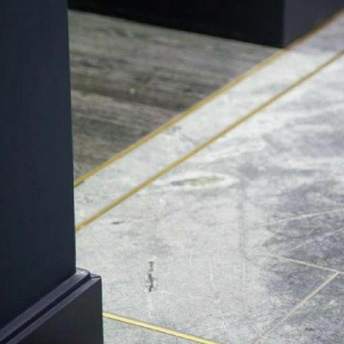 As Kuningan Kotak/Nat Lantai Marmer 10mmx10mmx2500mm