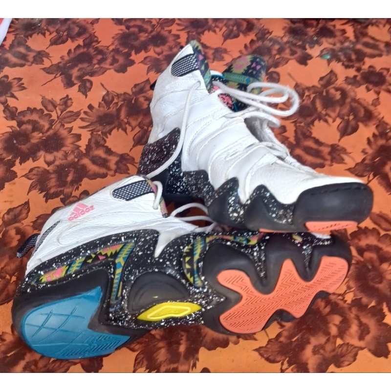 Second Ad*ds Crazy 8 Retro Kobe Bryant Neon Tribal Basketball Sneakers Size 42 insol 26.5 (tanpa kot