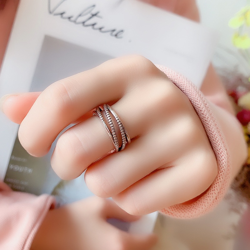 Cincin Rantai Multilayer Model Lilit Silang Untuk Wanita