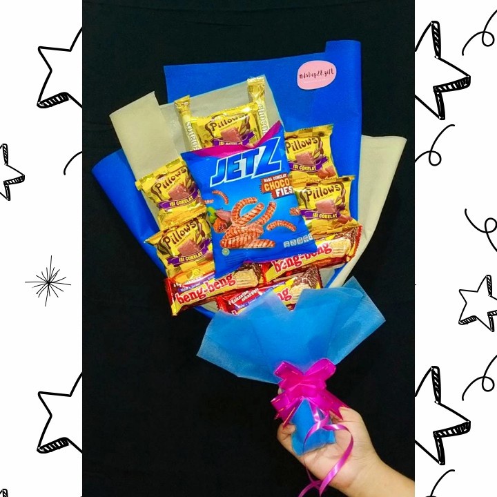 

Bucket Snack Wisuda Biru Cream