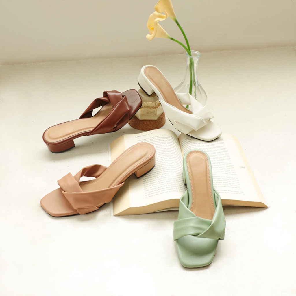 Bunnyfeet Ayomi Sandal Heels Wanita