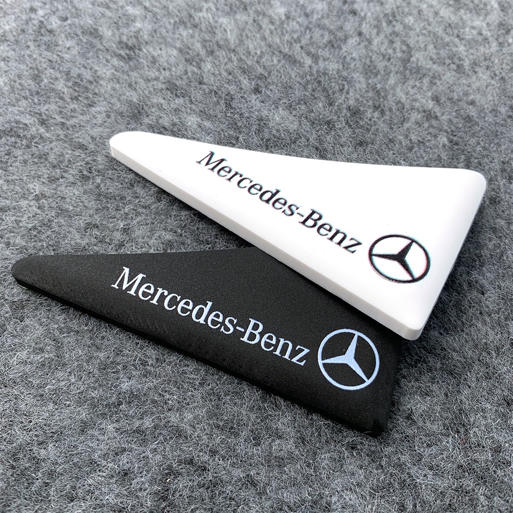 Mercedes-Benz AMG Stiker Perlindungan Sudut Pintu Mobil Anti Tabrakan Silikon Gores Logo Karet C200 E260 S350L Kelas GLK GLA W204 W251