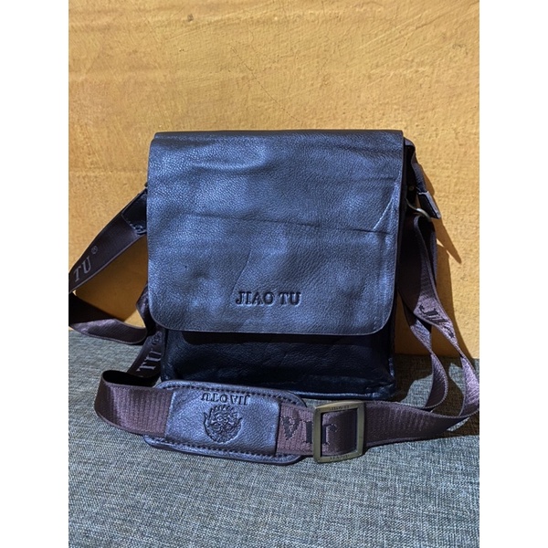 preloved tas kulit pria brand jiaotu