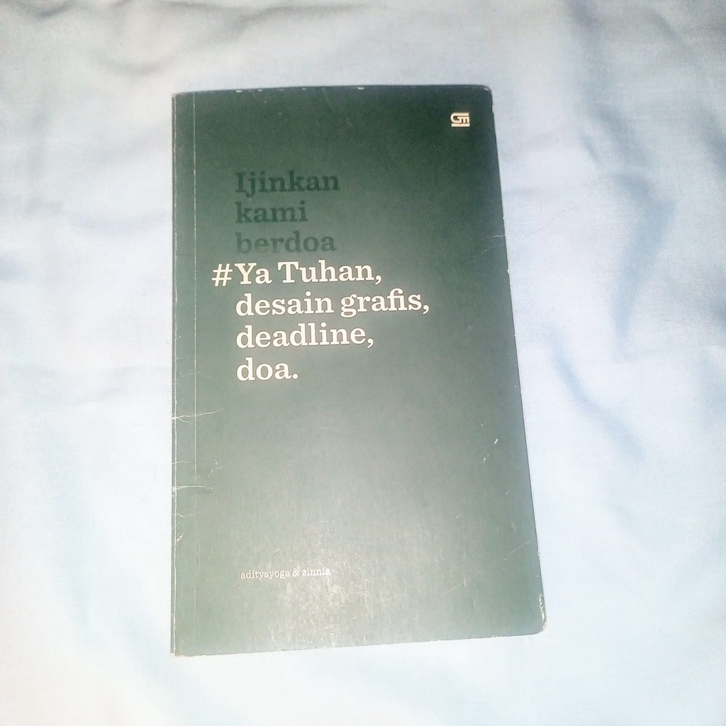 PRELOVED BUKU #YaTuhan, Desain Grafis, Deadline, dan Doa adityayoga zinnia