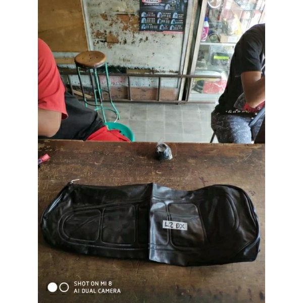 Kulit Tutup Sadel Yamaha L2 DX 1976  Original Yamaha