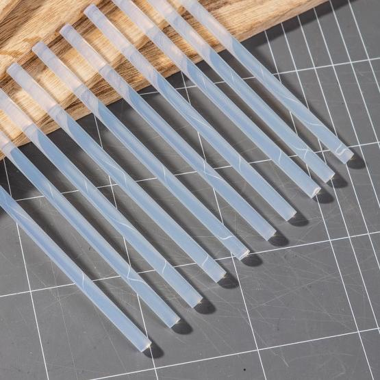 

Deli Paket Lengkap Lem Tembak - Glue Gun 20W + Isi Glue Stick 10 Pcs