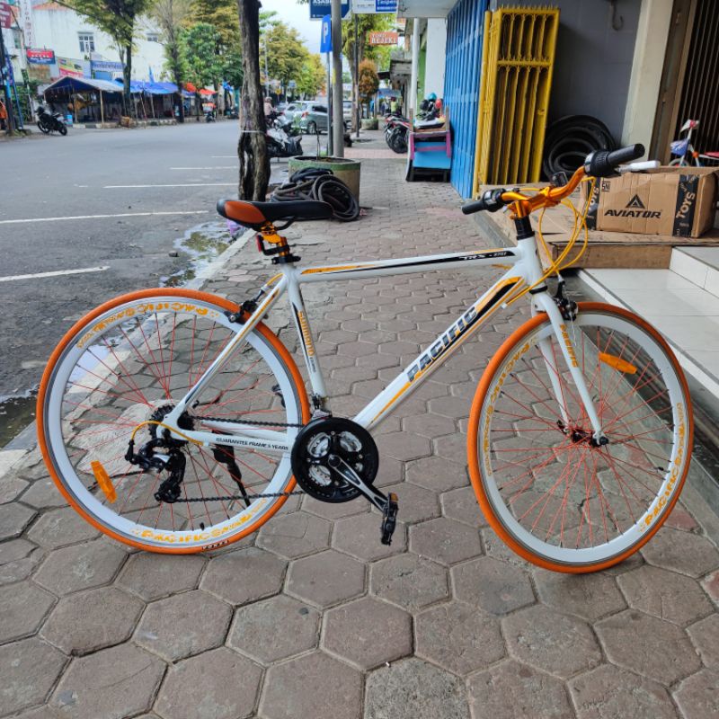 Pacific Sepeda Fixie Second / Bekas Orange Putih