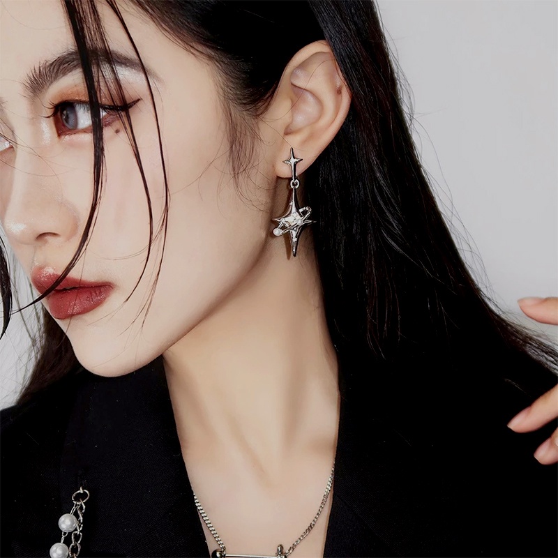 Anting Tusuk Gantung Asimetris Desain Planet / Bintang Hias Kristal / Mutiara Imitasi Untuk Wanita