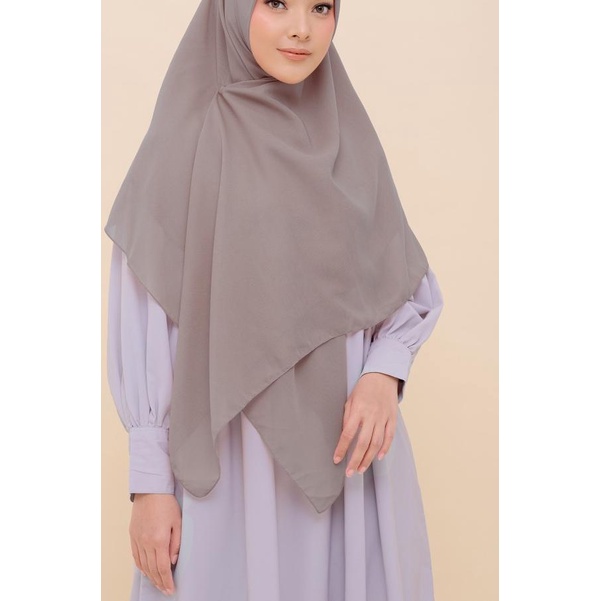 ZM Zaskia Mecca - Hijab Syari Bellsa Shade Of Brown Ash - Segi Empat