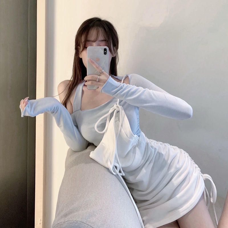 Suhao Musim Gugur Biru Tipis Murni Keinginan Gadis Seksi Off-Shoulder Menggantung Leher Lengan Panjang T-shirt Suspender Rok Dua potong Fashion Wanita