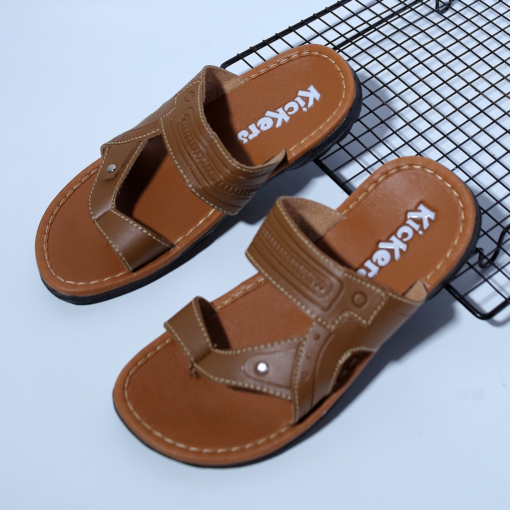 Sandal anak Kickers Terbaru kode Japit jempol Sandal Anak Cowok Japit Terbaru SIZE 28-37 SANDAL ANAK COWOK KICKERS TERBARU  SIZE 28-37 MURAH GROSIR