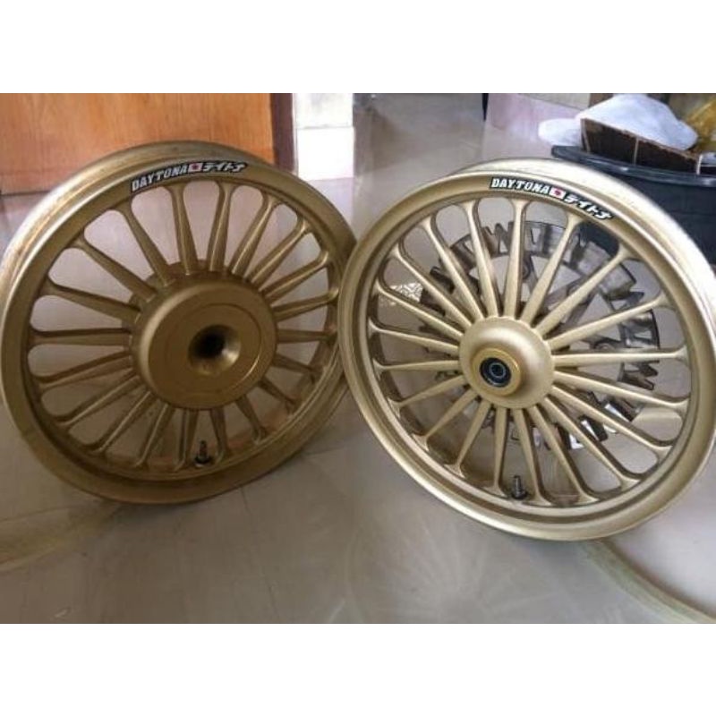 Stiker Velg Daytona Atau Kwdt buat semua Motor